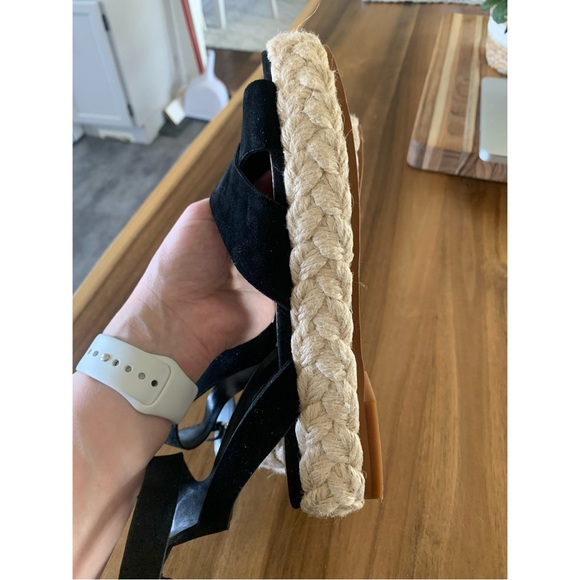 Vince Camuto Leather Espadrilles - Picture 8 of 9